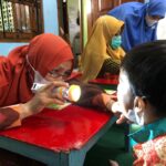 Prodi Kedokteran FK UNS terlibat dalam “Kegiatan Pemeriksaan Kesehatan Siswa PAUD Islam Terpadu Nur Hidayah, Surakarta”