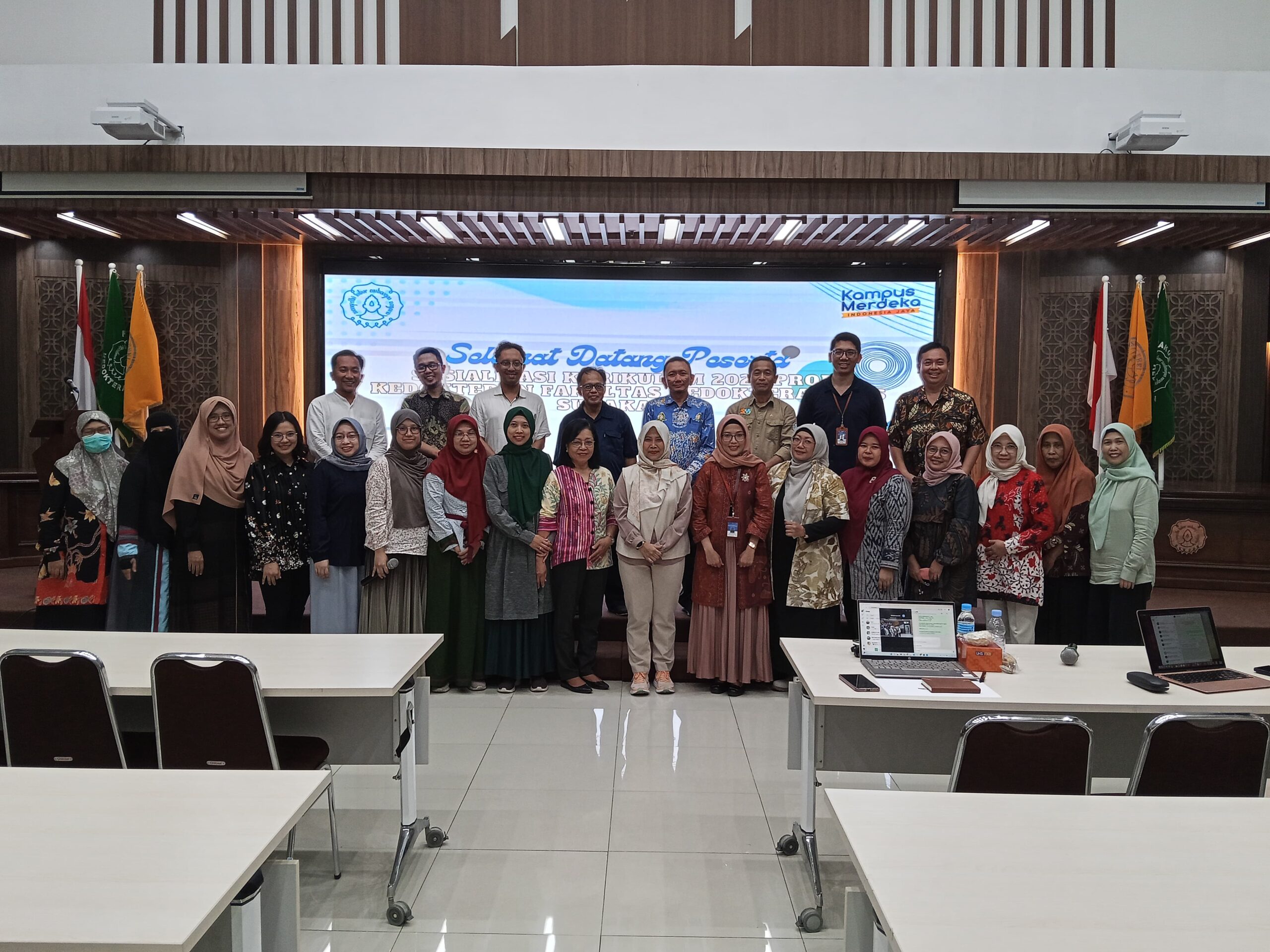 Sosialisasi Kurikulum Program Studi Kedokteran Sosialisasi Kurikulum Program Studi Kedokteran